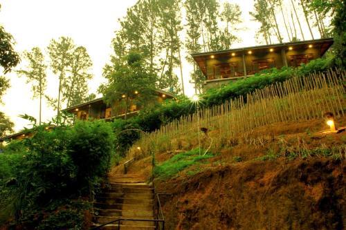 Элла: Rowinrich Cottages