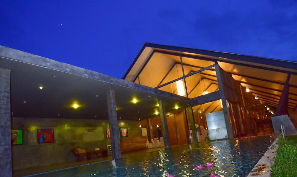 Пиннавала: Bogala Village Eco Resort