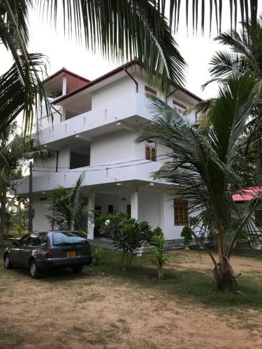 Нилавели: Nilaveli Hybrid Holiday Hotel