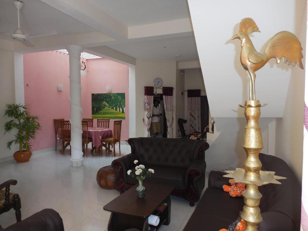Анурадхапура: Diyawara Home Stay