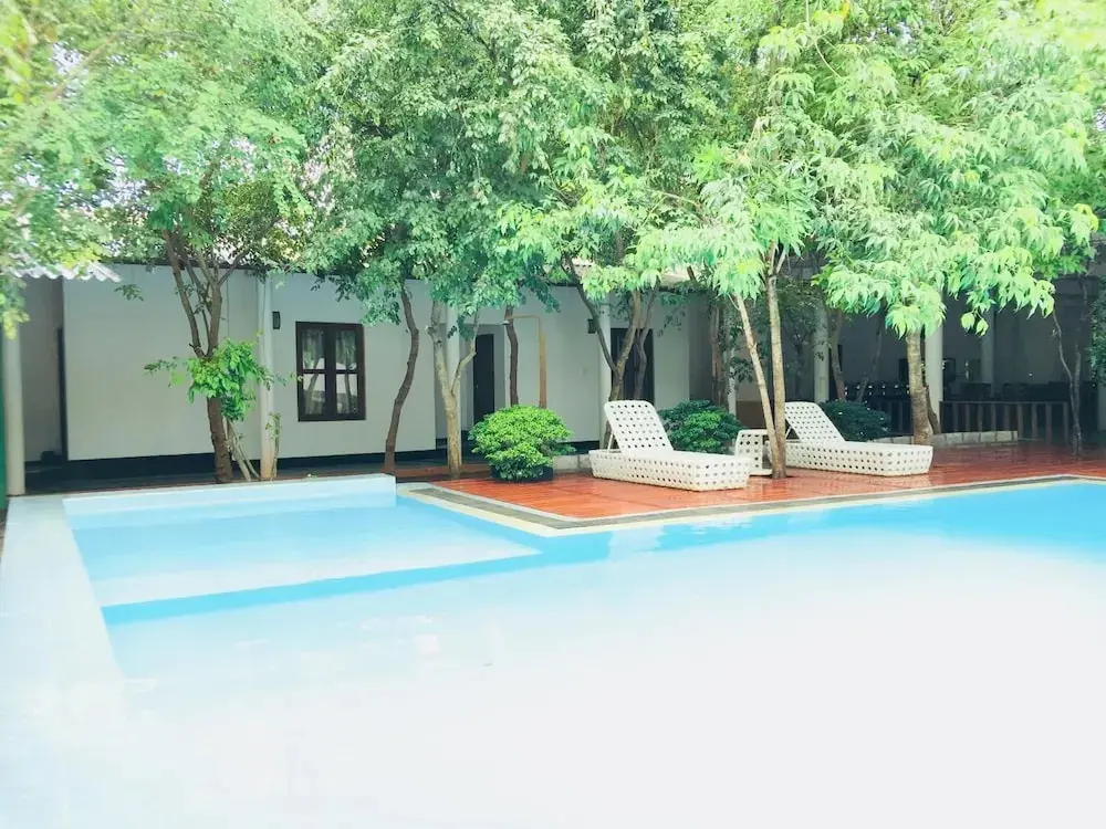 Инамальюва: Alikele Hotel Sigiriya