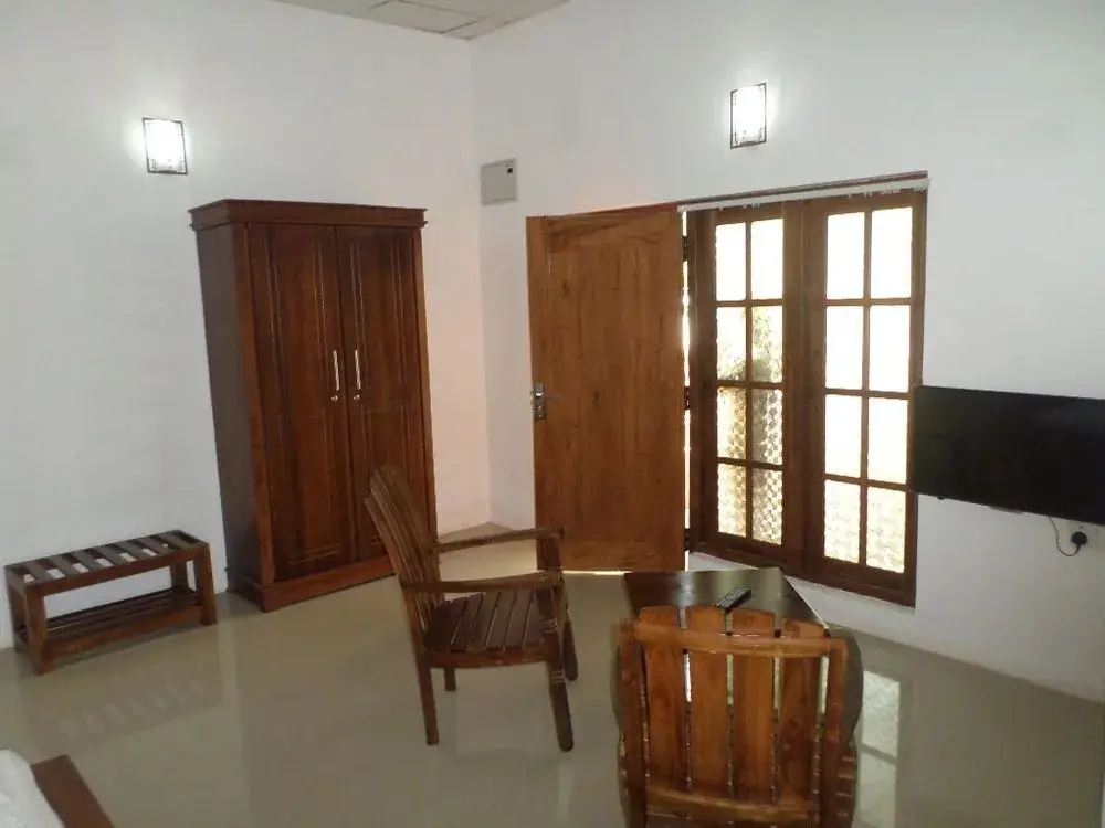 Инамальюва: Alikele Hotel Sigiriya