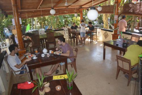 Мирисса: Mama's place Mirissa
