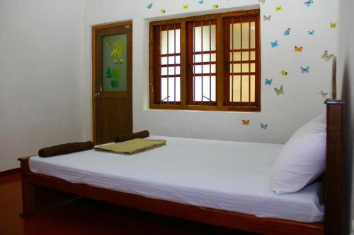 Канди: Ivory Pearl Rest House