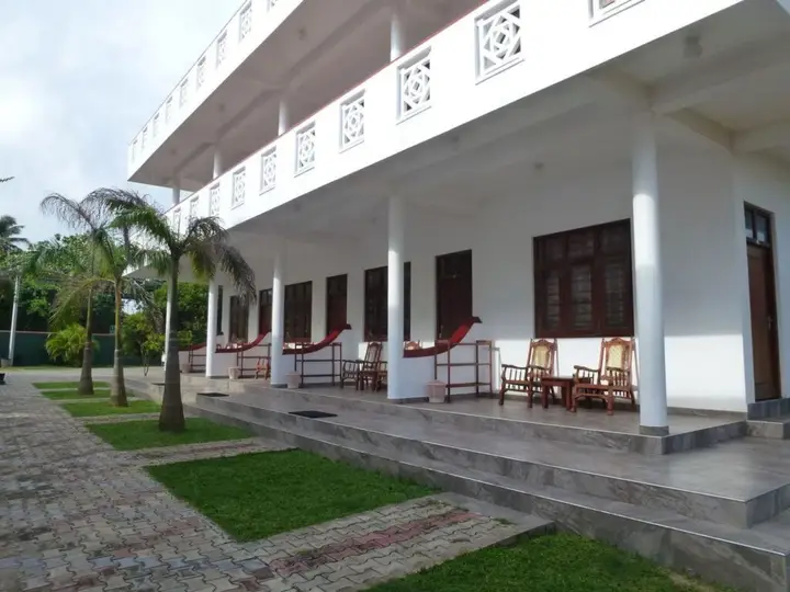 Велигама: Samaru Beach House