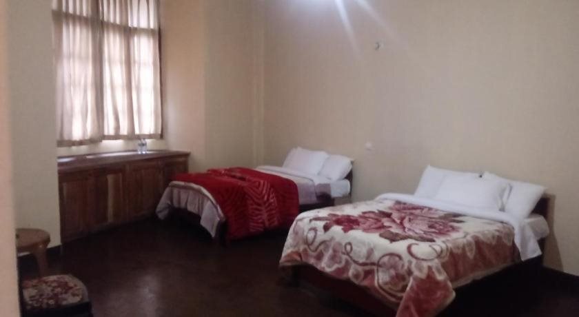 Нувара-Элия: Yoho Vintage Courtyard Hotel
