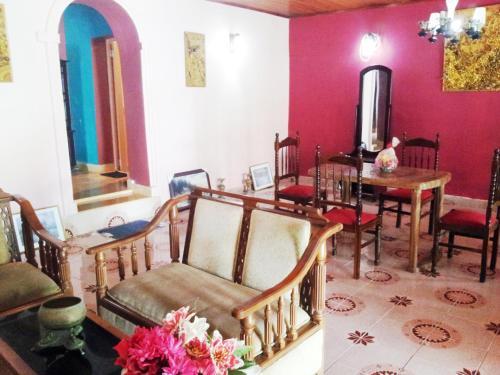 Велигама: Namal Guest House