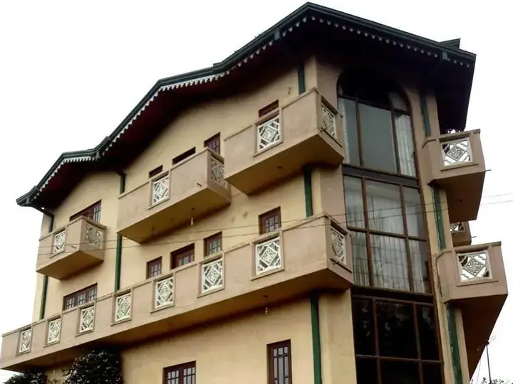 Нувара-Элия: Cedaar Wood Hill Hotel