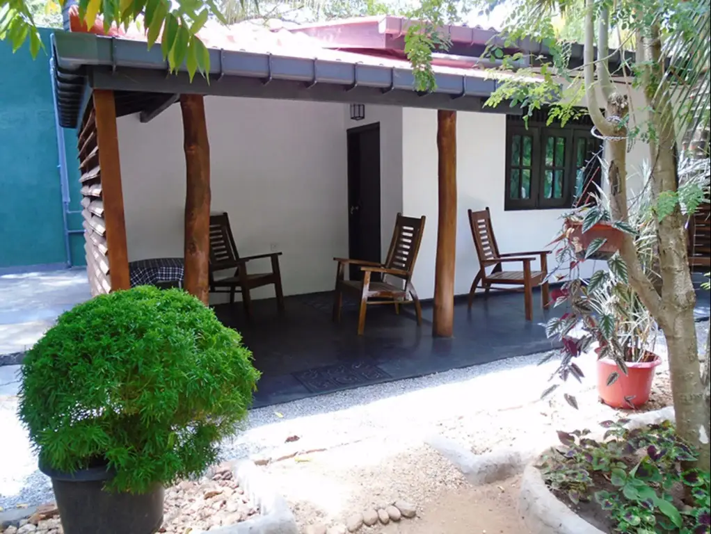 Хингуракгода: Livinginn Polonnaruwa