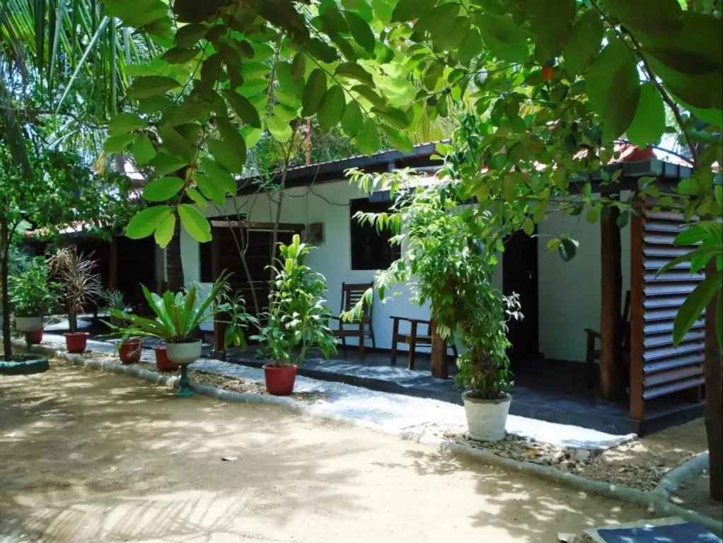 Хингуракгода: Livinginn Polonnaruwa