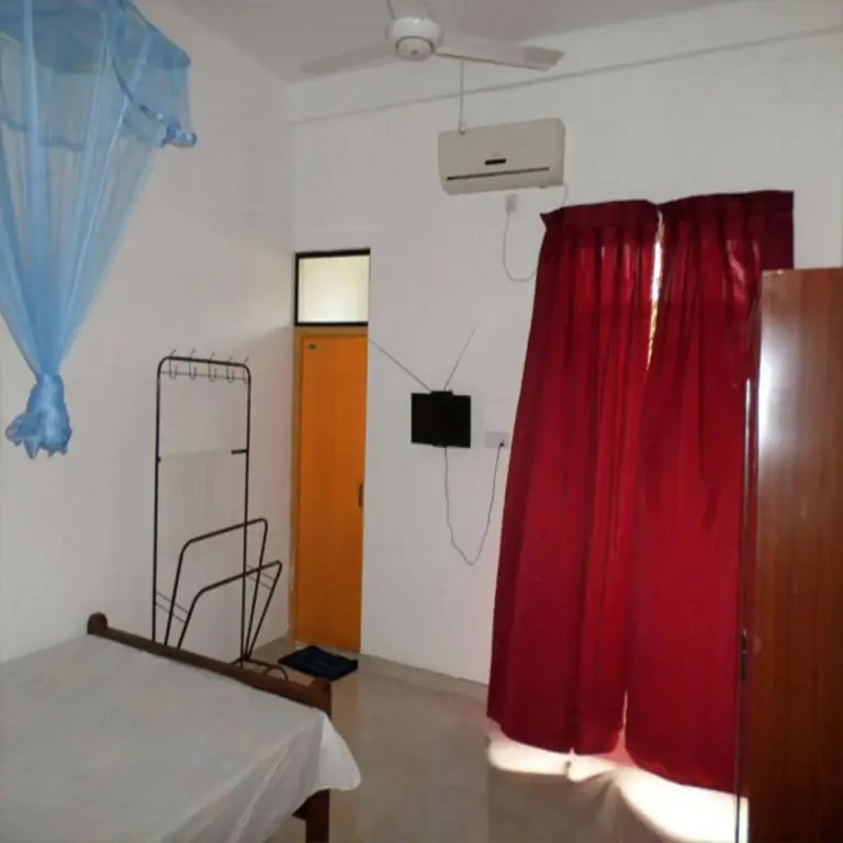 Полоннарува: Vista Indra Hotel