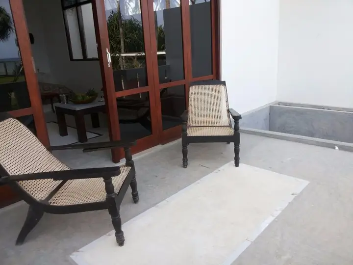 Ранна: Nirvana Beach Boutique Hotel