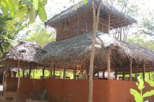Анурадхапура: Hiriwadunna Lodge