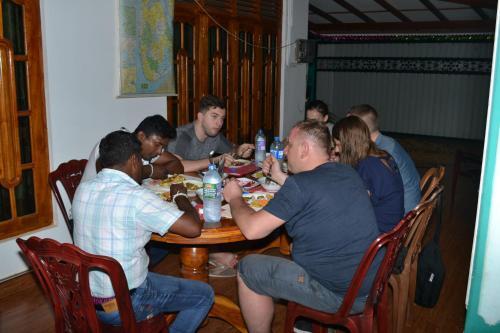 Удавалаве: Ruwanpura guest