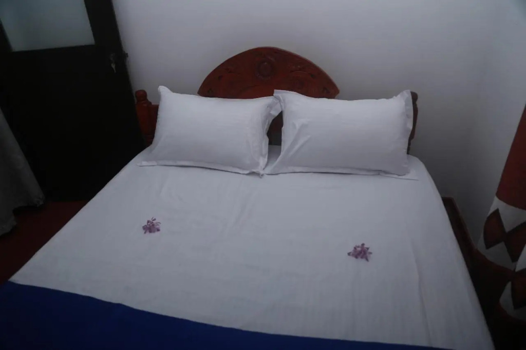 Ахангама: Ocean View Guest House & restaurant