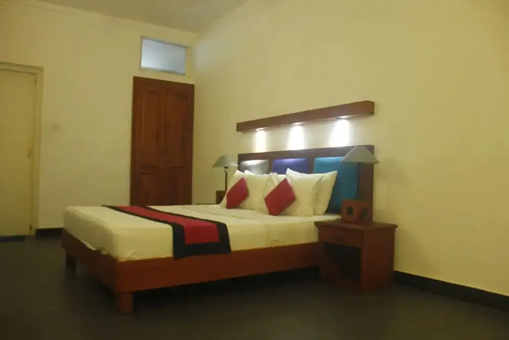 Негомбо: Vista Star Beach Hotel