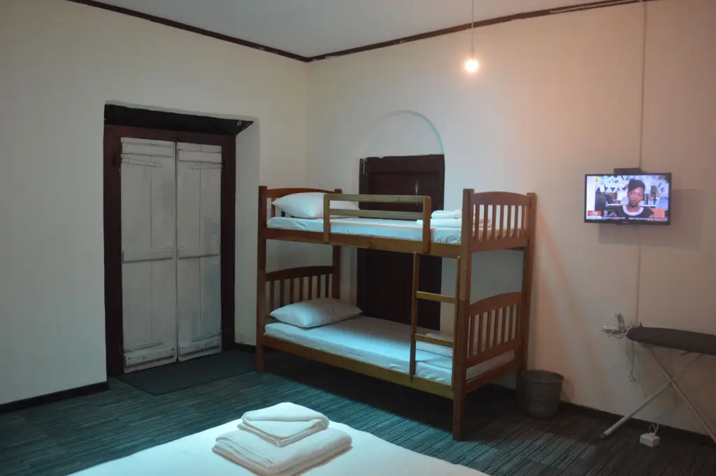 Канди: Гостевой Дом Ambanwala Tourist Bungalow