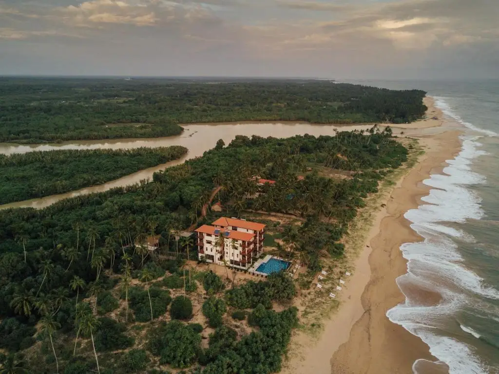 Ранна: Ananya Beach Resort