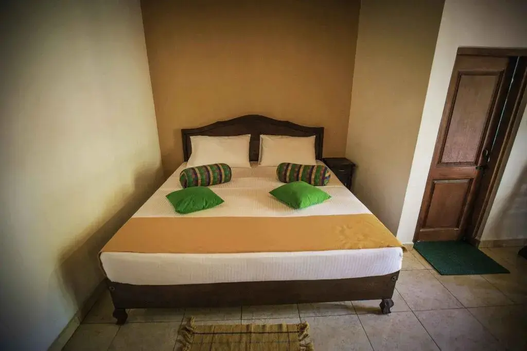 Канди: Hotel Lacasa