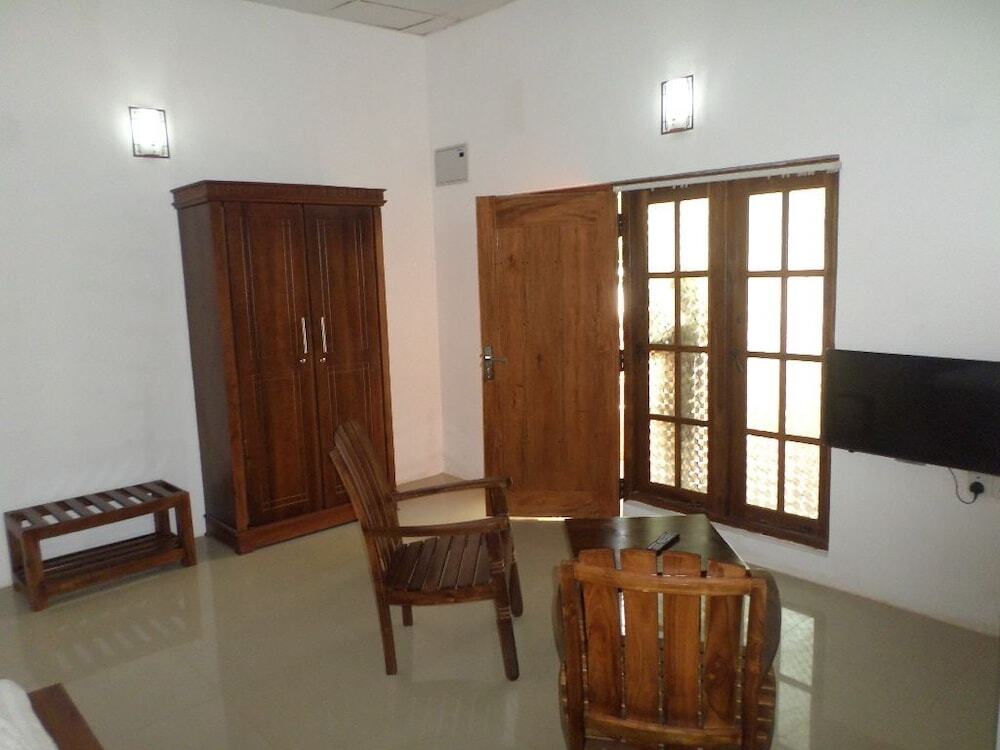 Инамальюва: Ali Kele Hotel