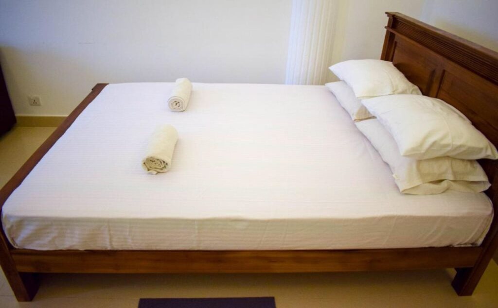 Гора Lavinia: Yoho Red Lobster