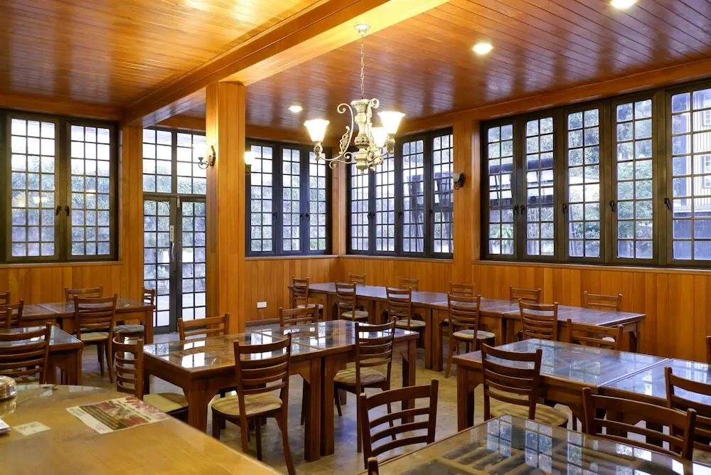 Бандаравела: Yoho River Side Inn