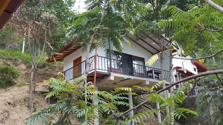 Элла: Отель Cloudy Hill Cottage