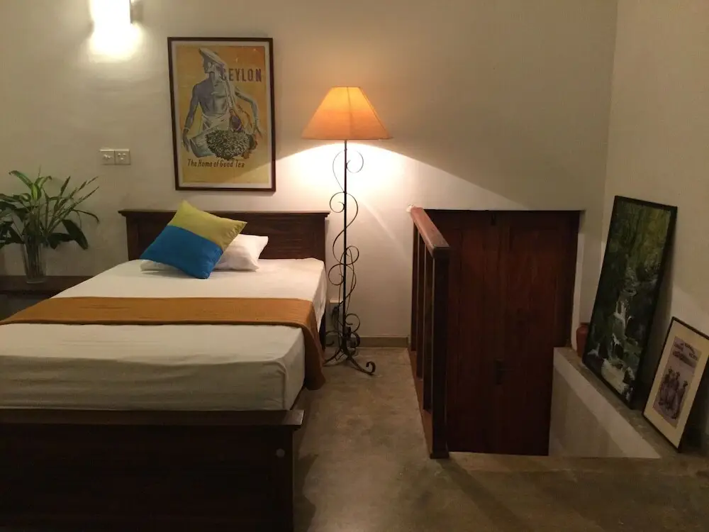 Канди: Captain's Bungalow