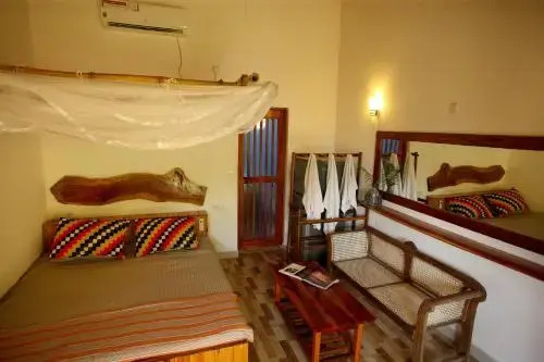Полватумодара: chamika house mirissa