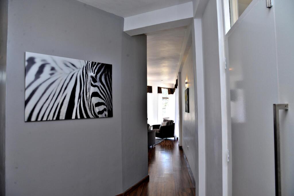 Нувара-Элия: Kingsford Residences