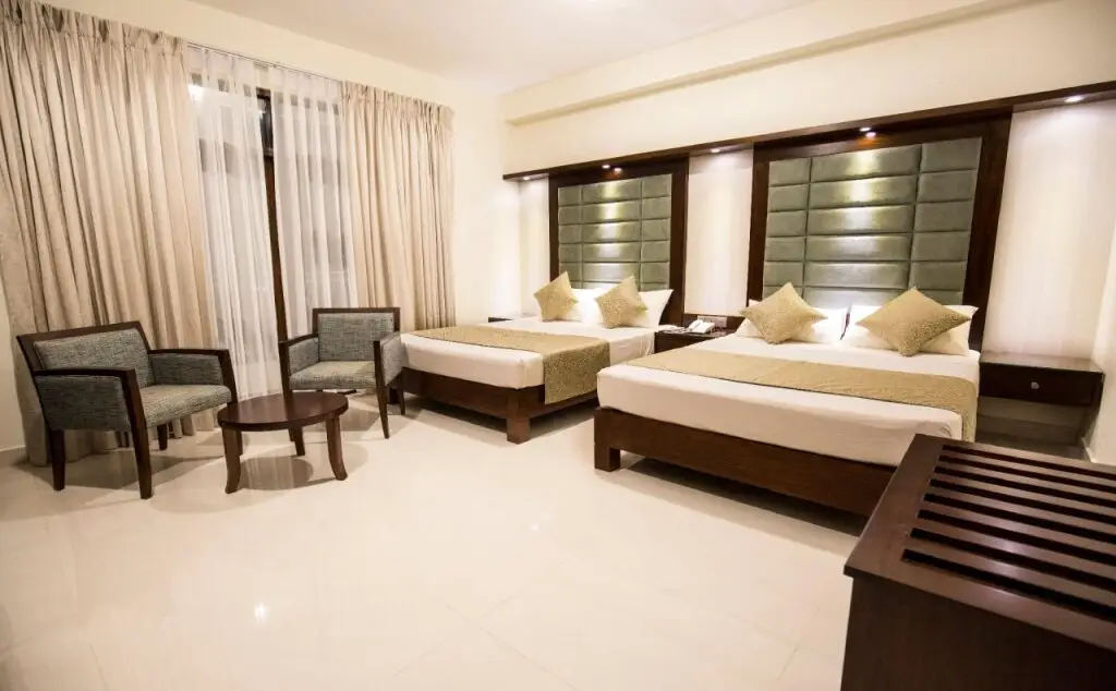 Келания: Grand 7 Hotel Kesbewa