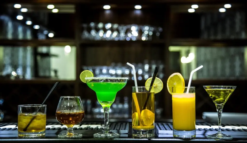 Келания: Grand 7 Hotel Kesbewa
