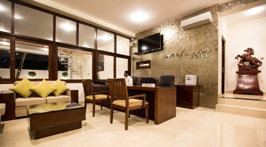Келания: Grand 7 Hotel Kesbewa