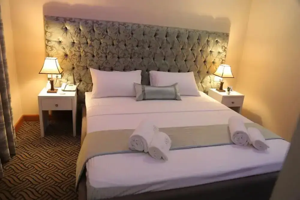 Чилав: Hotel Capri Mc