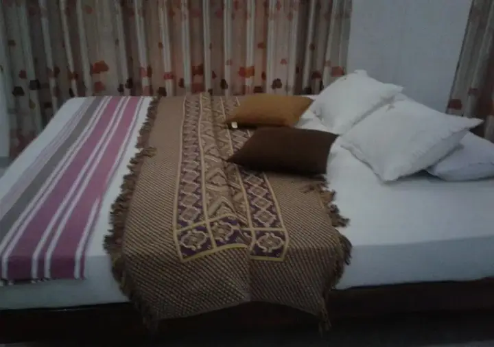 Анурадхапура: Lakeside resort Habarana