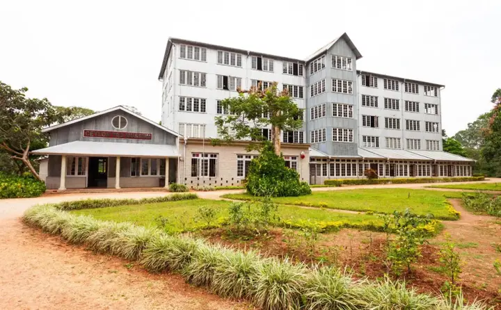 Канди: Shenaya Holiday Resort