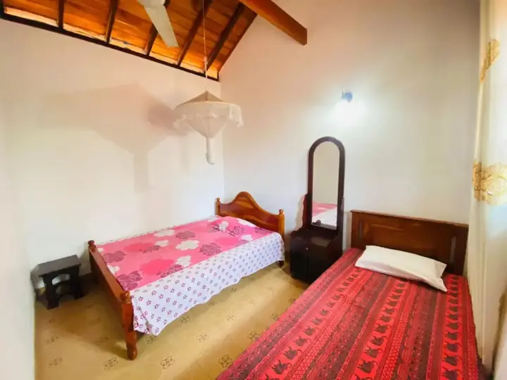 Тангалла: colonial bungalow