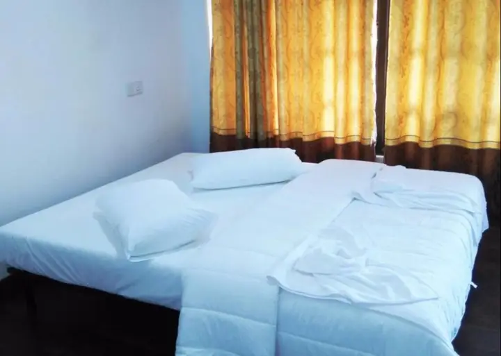 Полватумодара: Italiano Hotel and Restaurant