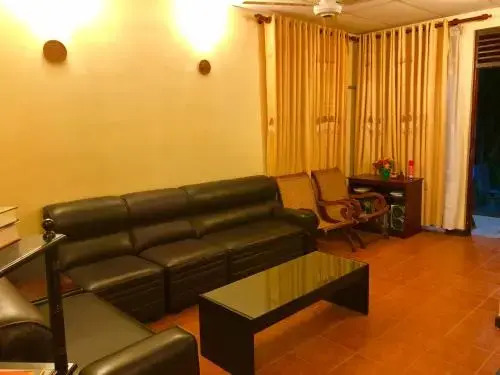 Канди: Kandy Bungalow