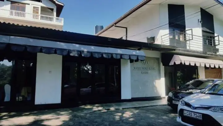 Канди: Water Front Hotel Kandy