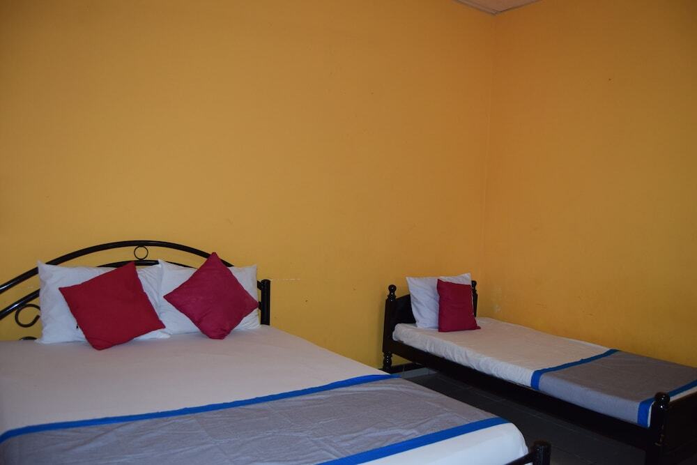 Кандакули: Hotel Karadiya Reach