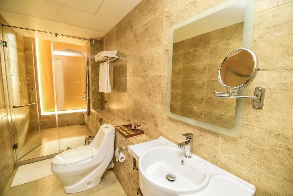 Катунаяке: Grandeeza Luxury Hotel