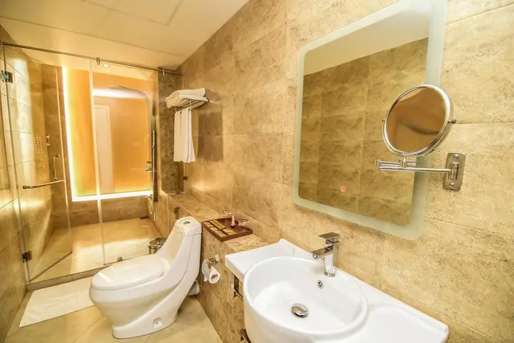 Катунаяке: Grandeeza Luxury Hotel