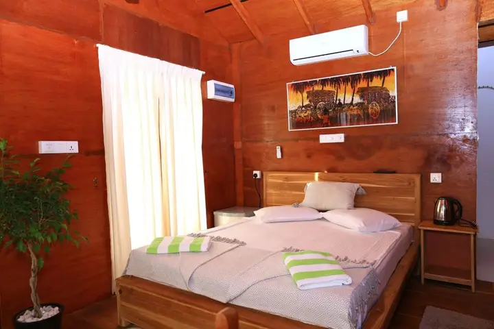 Тринкомали: Resort Maya Beach