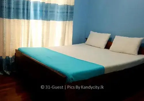 Канди: kandy Grand Holiday inn