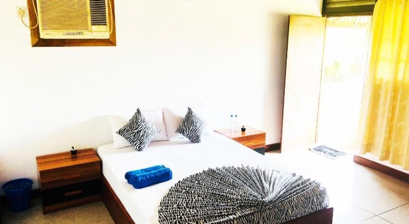 Катунаяке: Trip 'N' Chill Hostels Colombo Airport