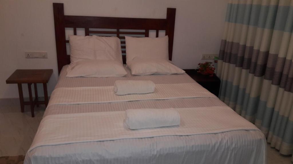 Полоннарува: Risenlak Holiday Resort