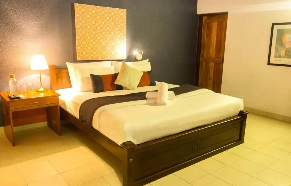 Коломбо: Blue Sky Holiday Hotels