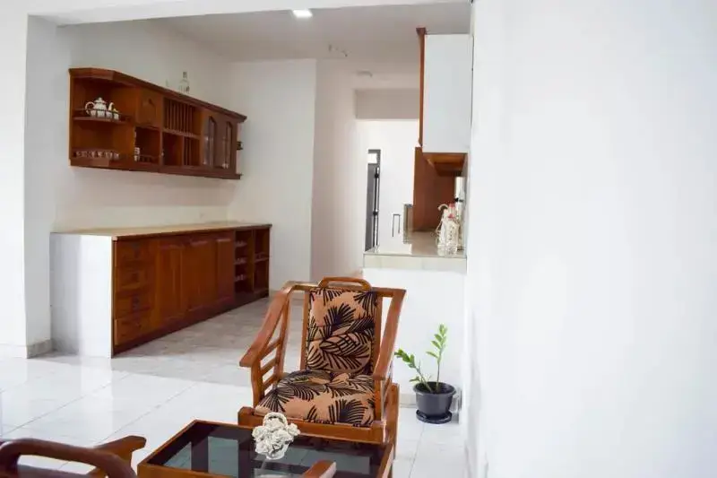 Гора Lavinia: Yoho Jayathilake Mawatha
