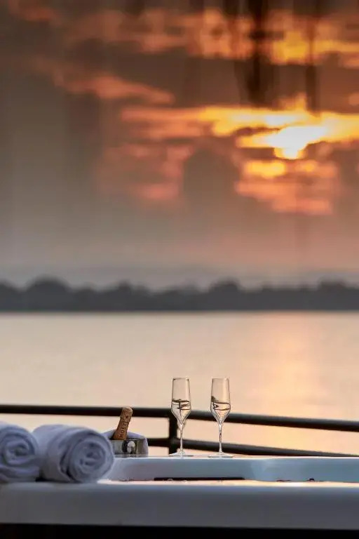 Полоннарува: Отель EKHO Lake House - From Colonial Bungalow to Royal Retreat